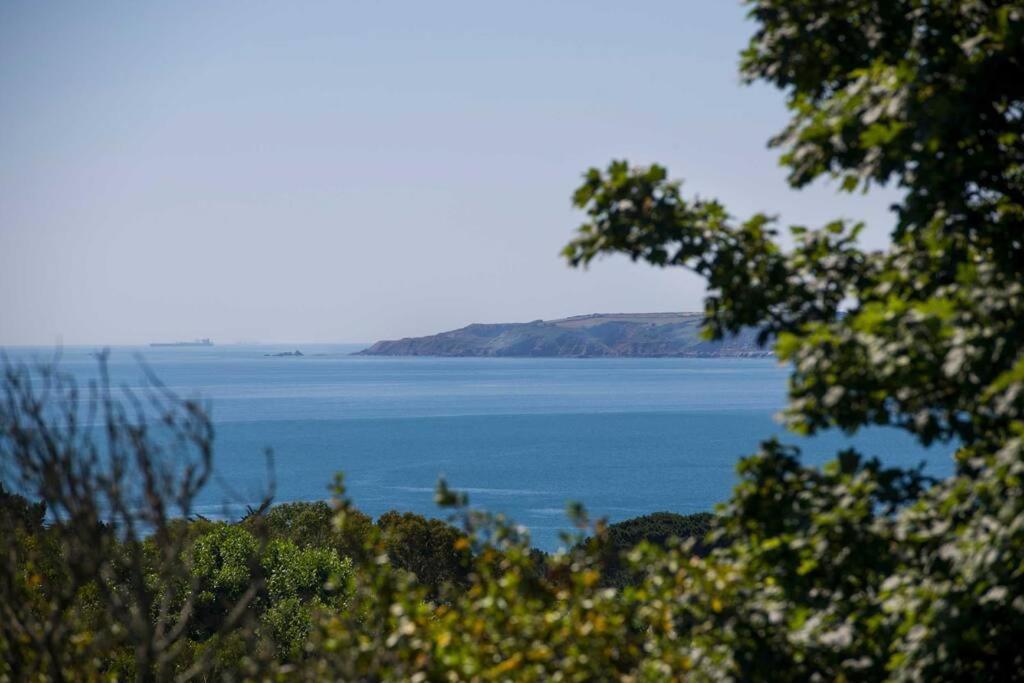 Manacles - Spacious Flat Near Beach With Sea Views & Parking Falmouth Exterior foto